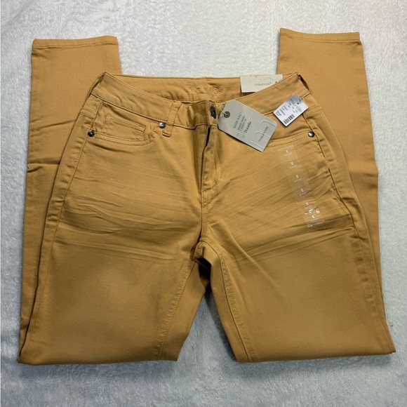 Maurices Tan Skinny Jeans Versatile Style - Picture 6 of 8